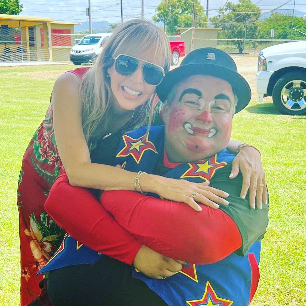 Siempre es lindo compartir con amigos leales. Te quiero mucho <a href="/tonymazo/">Tony Mazo Productor</a> Fue un placer verte hoy en la actividad para los niños de Mosquito, Villodas y Cimarrona. #sirviendosiempre