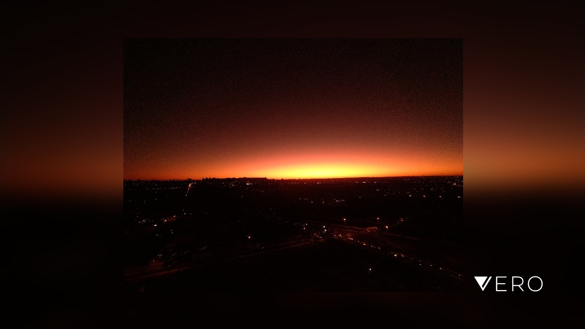 Leo_Rabelo27's tweet photo. #Nature #Sky #ScenicsNature #Night #Outdoors #Horizon #Darkness #Landscape #Tranquility #photo #photography #verophoto #Verophotography #FirstOnVero #Vero #Xiaomi #RedmiNote8 https://t.co/LmSZKHLBW4 https://t.co/UODi5W9sPu
