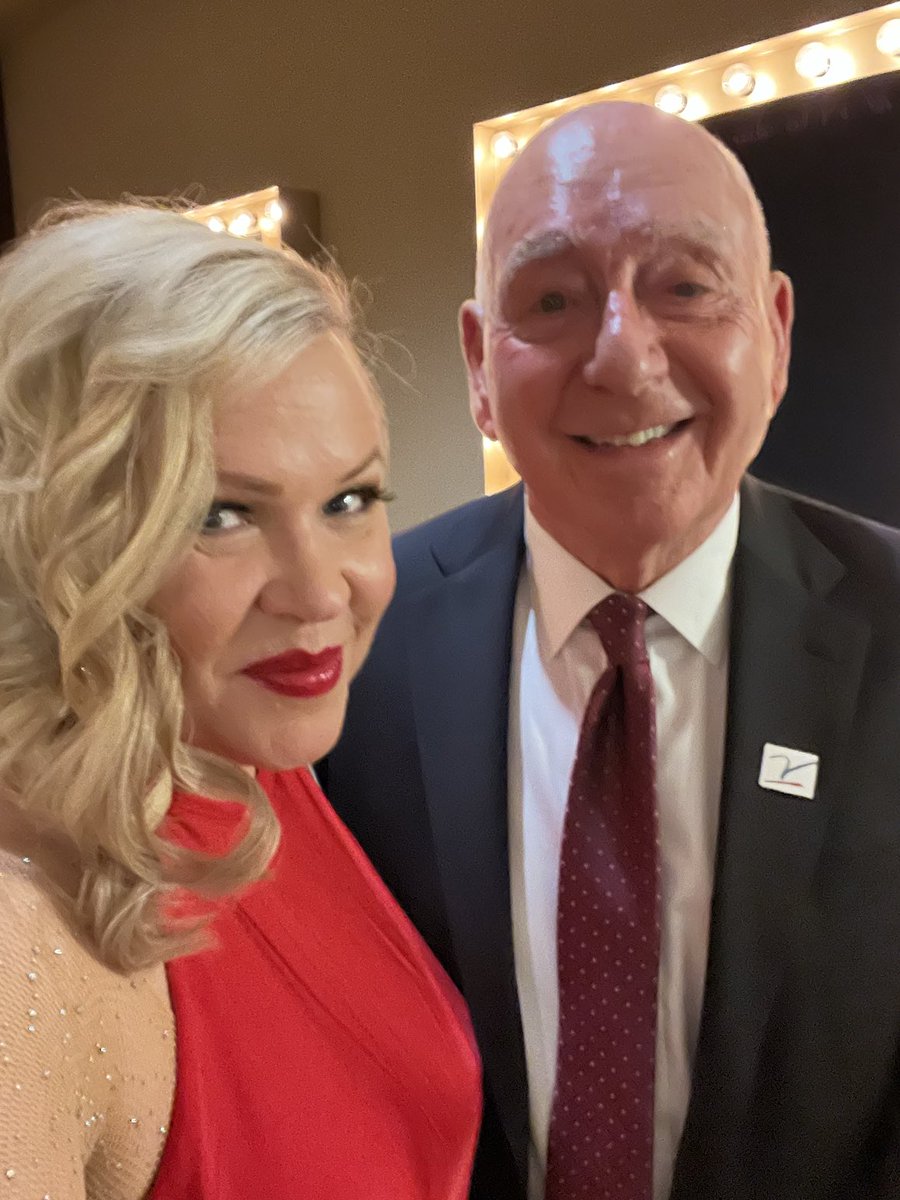 ESPY day with fellow survivor and tonight’s special award winner ⁦@DickieV⁩ We are both living and thriving in part due to ⁦@TheVFoundation⁩ @espn ⁦@ESPYS⁩