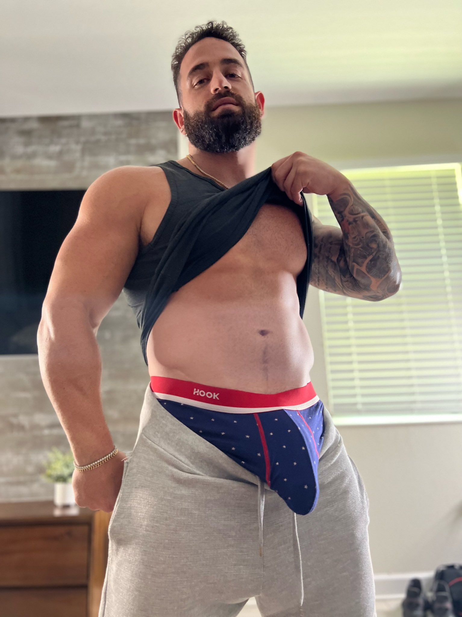 King Tommy on Twitter: "Wood 🪵 evening 🍆 https://t.co/DH4g7qKCm3" / Twitter