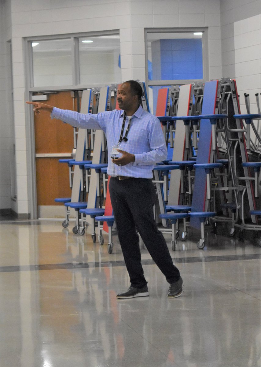 SpartanburgD5's tweet photo. Our principals &amp; district administrators are 🔥FIRED🔥 up to start the school year!  Two days of leadership training &amp; team building kicked off today 💯 Excited to see our students and district succeed this year ❤️ #WeAreD5 #D5Family https://t.co/jfTQrNcqp1