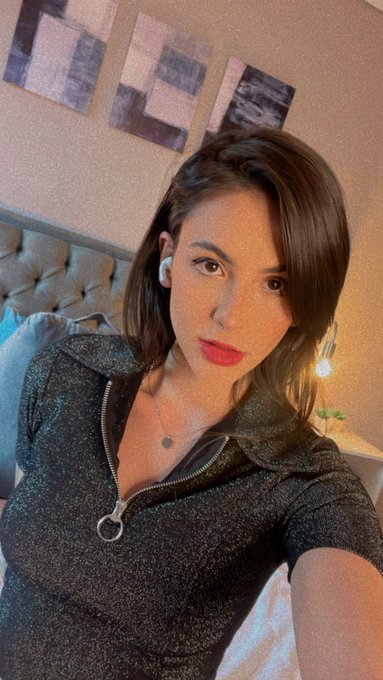 I'm online in @chaturbate   https://t.co/4RfYOh14X2 https://t.co/uUbpode6rL<a class="tags" href="/tag/chaturbate">@chaturbate</a>