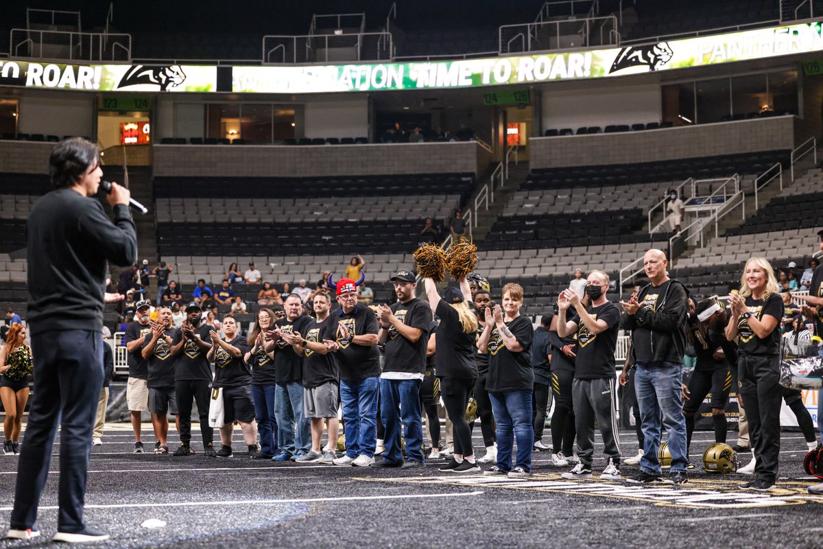 PanthersIFL's tweet photo. Panthers Nation, we 💛 you! https://t.co/OhNr3TSWog