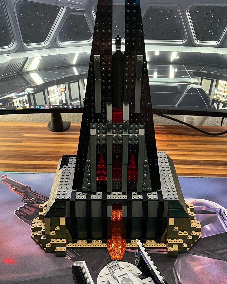 Amish_Ace's tweet photo. 2 bags left on #DarthVader’s Castle then we start the #lightkit! $200 in #giftcards is up for grabs in current running #giveaway which ends Aug 3rd! You get tickets to enter just for being in chat!

https://t.co/jINUL5Kq32

#lego #LegoStarWars #twitch #Kenobi #Anakin https://t.co/cWD0Zb1hRr