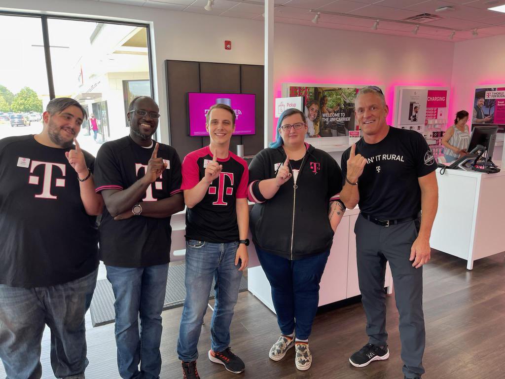 Spent time in the northeast today with great retail leaders and teams in Brunswick and Windham, Maine. Thanks for #keepinitrural <a href="/RonSmitty15/">Ron Smith</a> <a href="/NeilRitze/">buzz</a> @John_Dief <a href="/tglover187/">Terrance Glover</a>