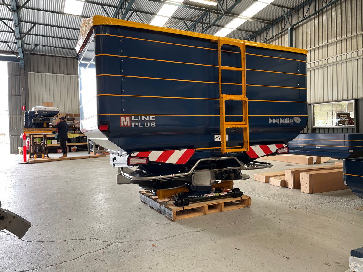 Looking forward to discussing the many benefits of the Bogballe product range with the Field Day run commencing across Australia next month! 
This 4.5T M45W is one of the weigh cell units we will have on display, fitted with all the extras farmers have come to love.
#bogballe