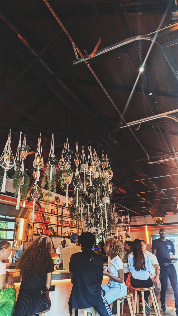 Tirz_B's tweet photo. Cute ass place, with cute ass ppl drinking cute ass drinks and I'm getting a coffee to go🤣. How do ppl make friends in their 30s?? https://t.co/grjhu53IWN