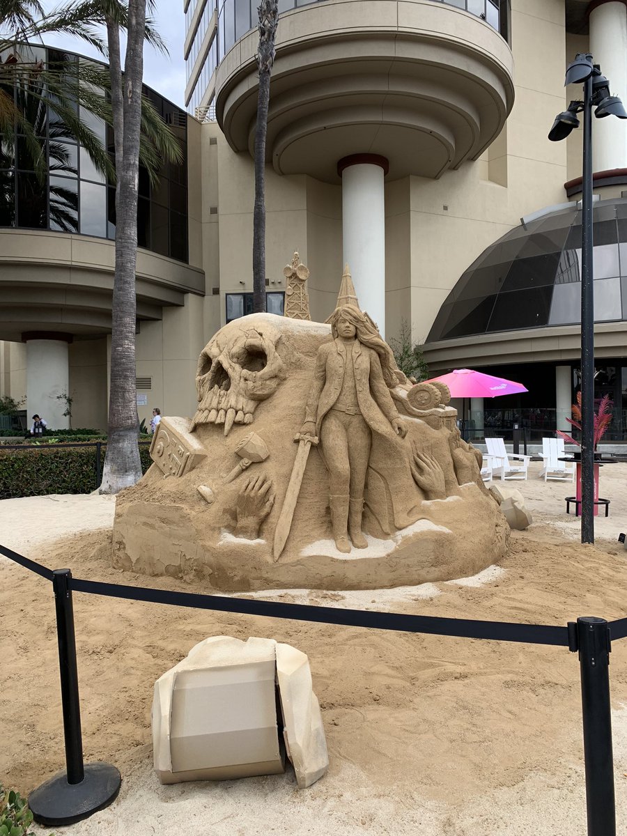 SDCCnerdsattack's tweet image. While the rest of audible sand sculptures are being finished, it looks like there will be charging stations!! It’s across the street from hall A #sdcc