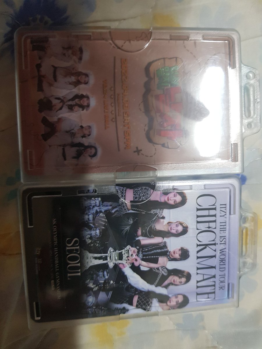ITZY 티켓왔다