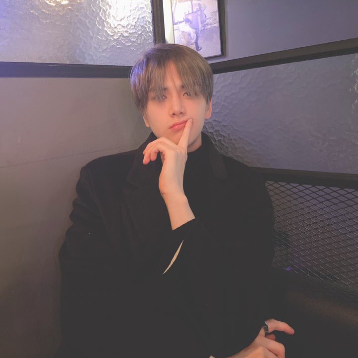 Espero que aún no cierre la #𝕤unn𝑦𖤣𖥧·𝚋a𝑘ery⁩ pues este pastelito andaba perdido por la ciudad tratando de encontrar el mejor ⁦#𝑐ākeー𝑠ummęr de la temporada, ¿será mi momento de brillar a lado de las bonitas @bakery_333? 

⁎⁺˳✧༚  𝑏aby -- #𝒕ōru 🍞ˎˊ˗