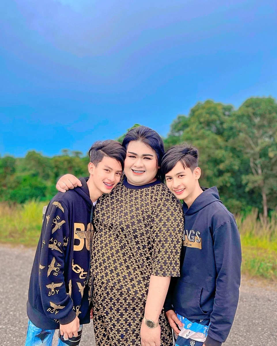 kekyza1994's tweet photo. พี่ไม่เผ็ด เด็กๆชอบกิน 🥱🤪💦 https://t.co/0VBwlM6wkY