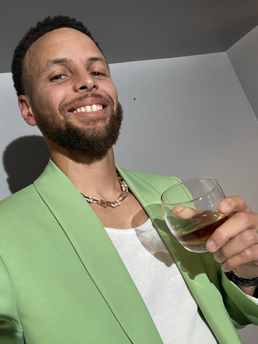 Riley Curry's Balenciaga Outfit at the ESPYs With Her Family