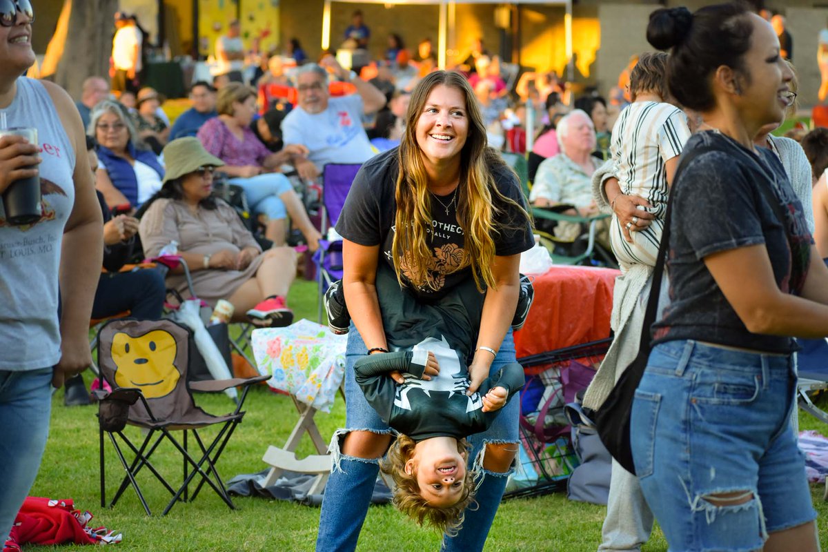 BuenaParkCA's tweet photo. Photos from last week’s concert featuring @HitMe90s . The fun continues tonight, 7:00pm, at Boisseranc Park with the music of @COLDDUCKBAND https://t.co/nNmH0elw5v
