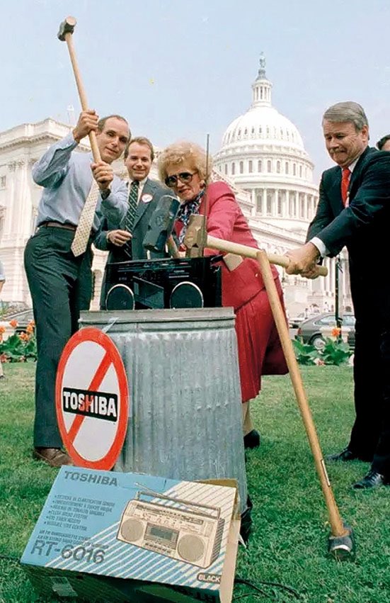 crazy ass moments in american politics tweet media