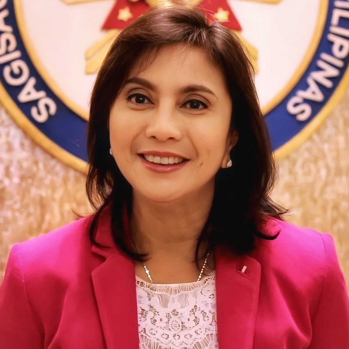 ogtinapay's tweet photo. How to be you pi, Atty. @lenirobredo?? 🥹🫶 https://t.co/Oa01wbZcNx