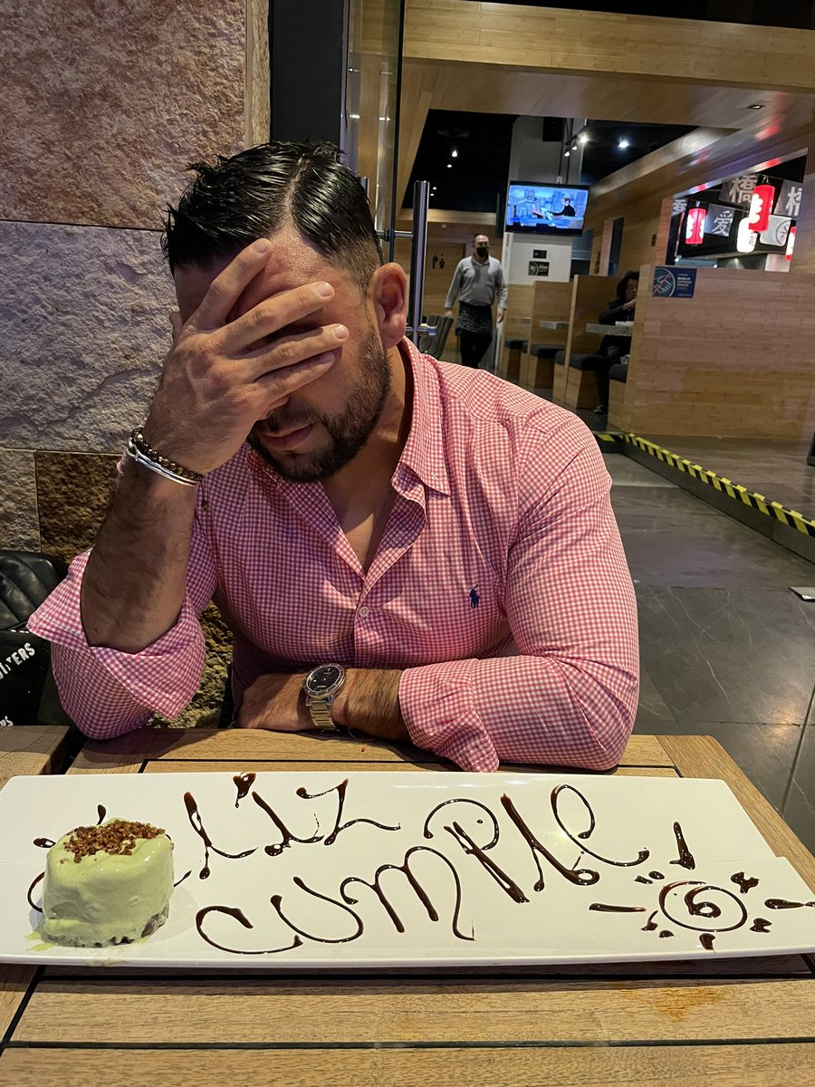 Ulises_Olvera1's tweet photo. Así mi cumpleaños @Ulises_Olvera1 https://t.co/8R2tT5lZBl