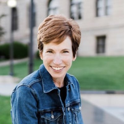 BethWilson402's tweet photo. New name and new profile pic. 📸Photo credit to new hubby. https://t.co/3CeKywjPZ7