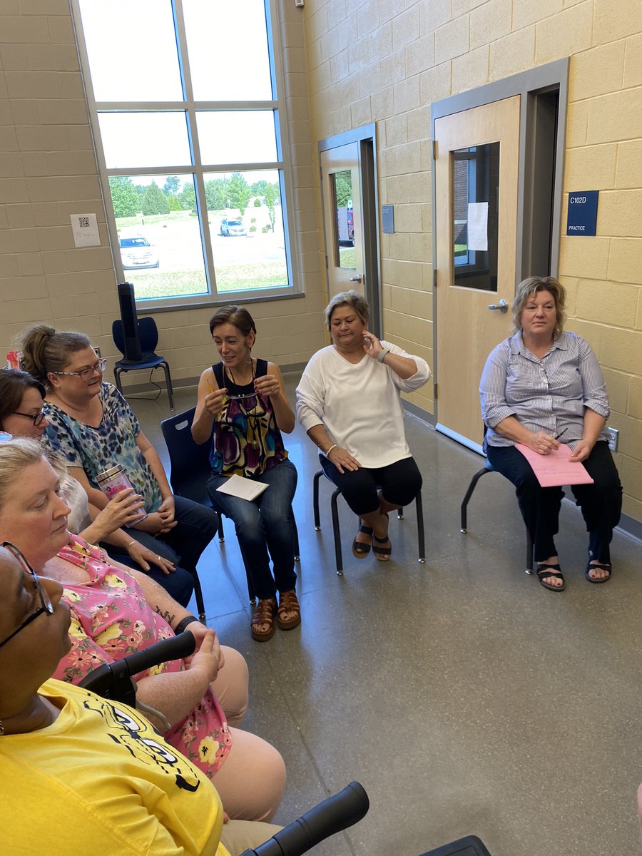 HCS_SpecialEd's tweet photo. Thank you to Jen Fosbinder and Lynette Ellis for helping to train our paraprofessionals in @HardinCoSchools @gojohnhardin #hcsstrongertogether https://t.co/WIe7fD70yZ