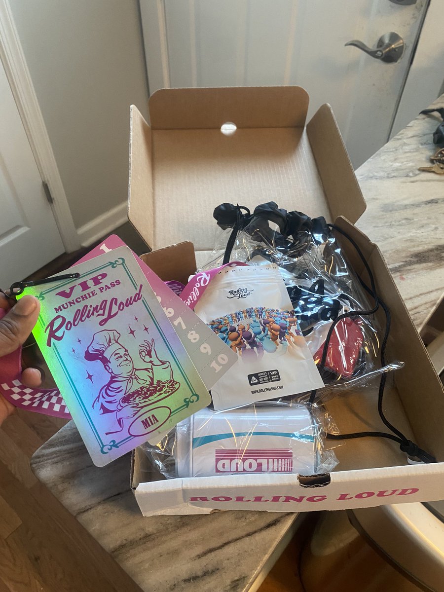 Rolling loud Miami VIP package / ticket / wristband for sale. SUPER CHEAP. First come first serve. #rollingloudmiami #rollingloud #rollingloudvip