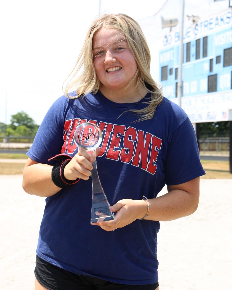 ESPNCleveland's tweet image. ESPN Cleveland is honoring a female Athlete of the Year for the contributions they have made to their local community in the area of broadening access to sports for girls

Congrats to Maddie Moretti, our 2022 Honorary #ESPY Athlete of the Year 🏆