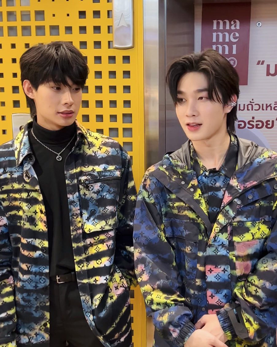 pxxkka's tweet photo. คำถาม : ติวเตอร์เคยละสายตาจากยิมได้มั้ย?
ตอบ : ไม่ ไม่เลย
#MellowxTutorYim #TutorKrp #Mynameis_yim https://t.co/fT7V3658g4
