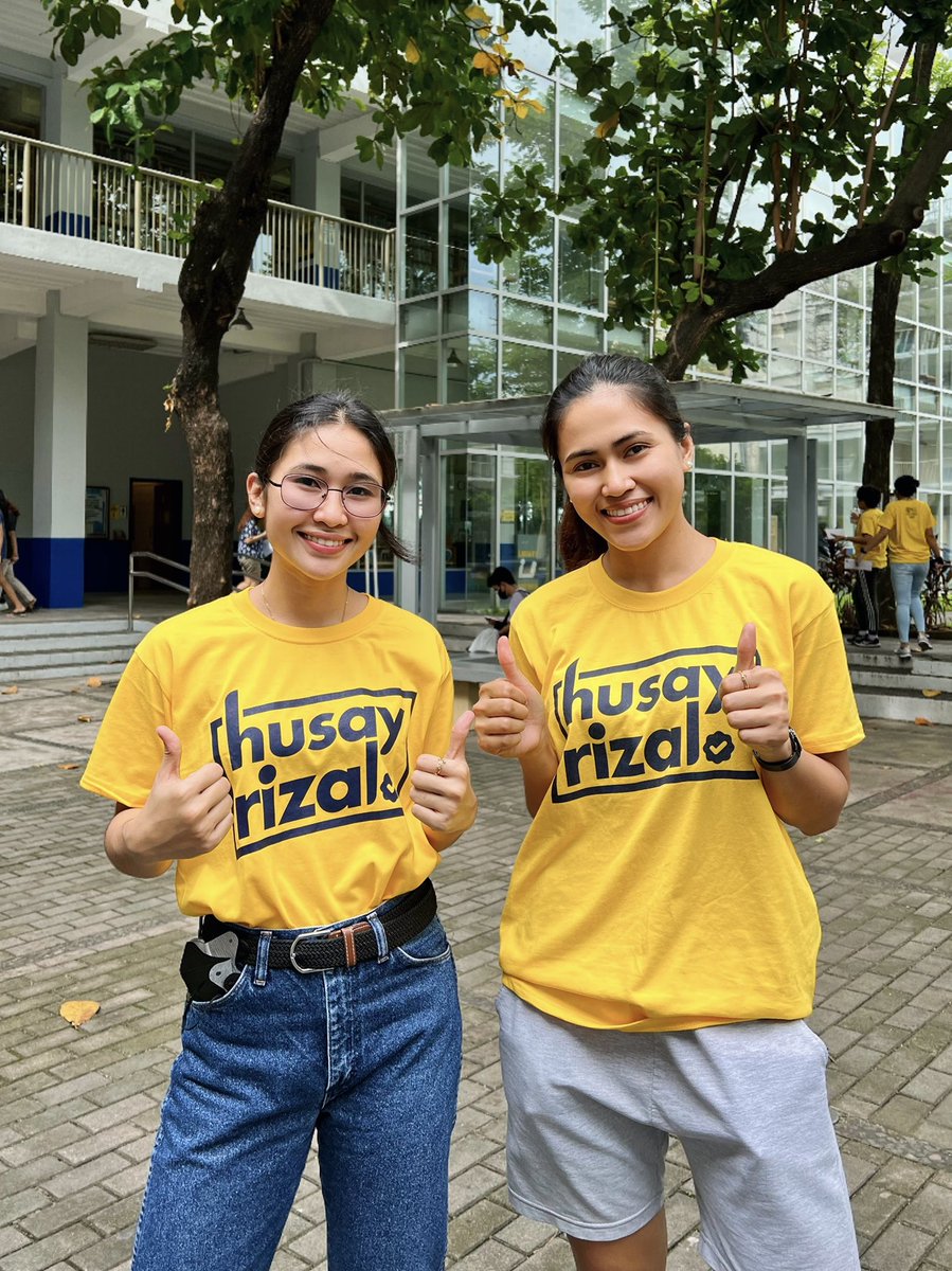JRU1919's tweet photo. The JRU Lady Bombers, Dolly Versoza and Renesa Melgar. #HusayRizal #JoseRizalUniversity #Volleybelles https://t.co/bfQkMXaRqJ