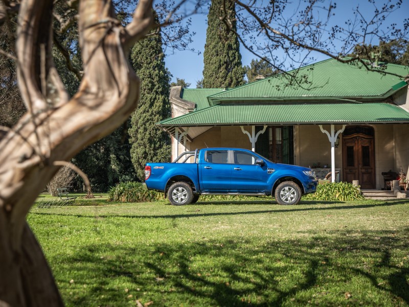 Te presentamos la nueva #Ranger #Diesel #4x4,  el balance perfecto entre desempeño, comodidad, tecnología y seguridad.

Disponible en nuestros concesionarios #FordVenezuela 