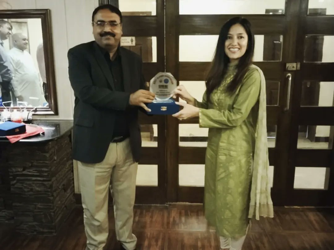 AlumniNUST's tweet photo. NAA Executive Council  organized a meet up to welcome two of its leading global alumni: 
- Mr Haroon Raees from UAE and Dr Maria Riaz from US Chapter (NUSTIAN USA).
- Dr Maria Riaz, Trustee NAA US Chapter (NUSTIAN USA), Staff Engineer at Google Inc, is founding member of US https://t.co/EoQ7wOLiTZ