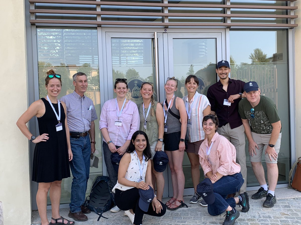 Part of the @FRAMEnetworks team at #gdpm2022! Ready for a very warm field tour!
