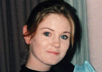 MareeMee2's tweet photo. Watching the #60mins doco on the abduction of Jessica Small, who went missing in 1997. The Bathurst police at the time are disgusting, they never believed her friend Veronica, didn't want to take statements of witness' &amp; destroyed evidence. I bet one of their cops killed her. https://t.co/9mOkFU9P0P