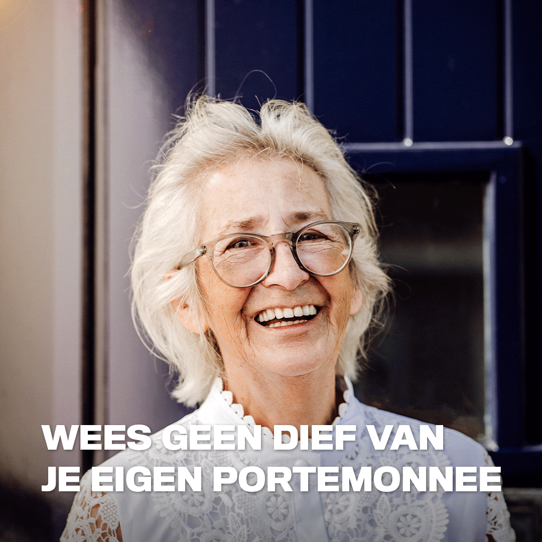 💬☀️ Toen Nel van haar woningcorporatie een aanbood kreeg voor zonnepanelen, was haar eerste reactie ‘nee’. Inmiddels is zij toch al ruim een jaar trotse eigenaresse van 4 zonnepanelen. En daar bespaar ik 250 euro per jaar mee! Lees haar verhaal hier: ow.ly/uJZb50K0Sm0