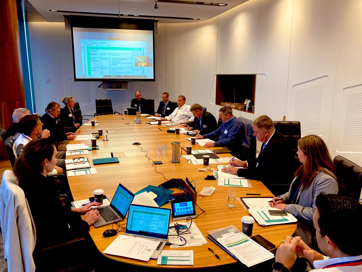 MarkFurnerMP's tweet photo. This morning I chaired the Timber Industry Ministerial Roundtable. Looking forward to continuing to work with an industry that supports thousands of good jobs across QLD. @TimberQLD @AgForceQLD #qldpol https://t.co/RwzSYaZT2I