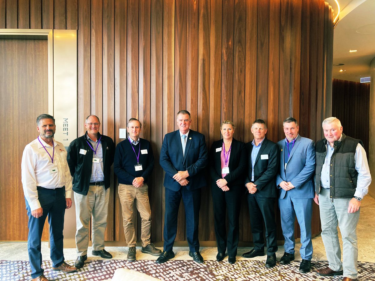 MarkFurnerMP's tweet photo. This morning I chaired the Timber Industry Ministerial Roundtable. Looking forward to continuing to work with an industry that supports thousands of good jobs across QLD. @TimberQLD @AgForceQLD #qldpol https://t.co/RwzSYaZT2I