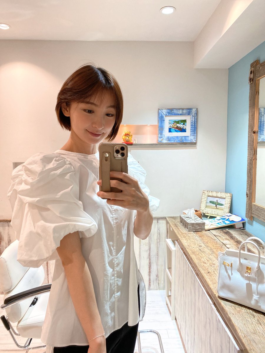 篠田麻里子 こだわりのヘアスタイル維持の秘訣は 1センチカット やっぱりショートヘアが似合ってる 歌詞検索サイト Utaten ふりがな付