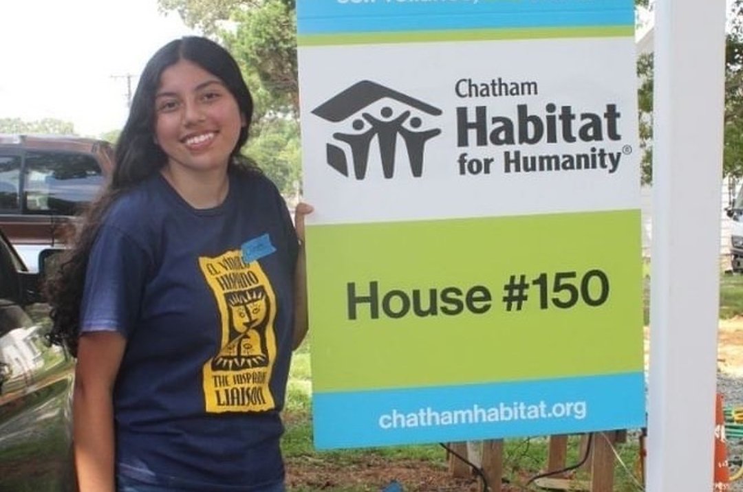 Volunteering with <a href="/ChathamHabitat/">Chatham Habitat</a> was fun today 🥰 Especially bc we were supporting one of my amazing youth’s family to build their home 🏡❤ 
Love the work this organization does to make homes for families🥲 💕
#teamworkmakesthedreamwork #chathamhabitat #olpyouth