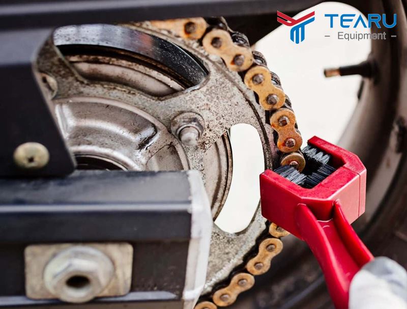 seohoangtrung's tweet image. Dụng cụ vệ sinh sên xe máy là một trong những loại đồ nghề không thể thiếu dành cho người dùng khi bảo dưỡng nhông sên dĩa. 

link: tearu.com.vn/dung-cu-ve-sin… 

#dungcu #dungcuvesinh #senxemay