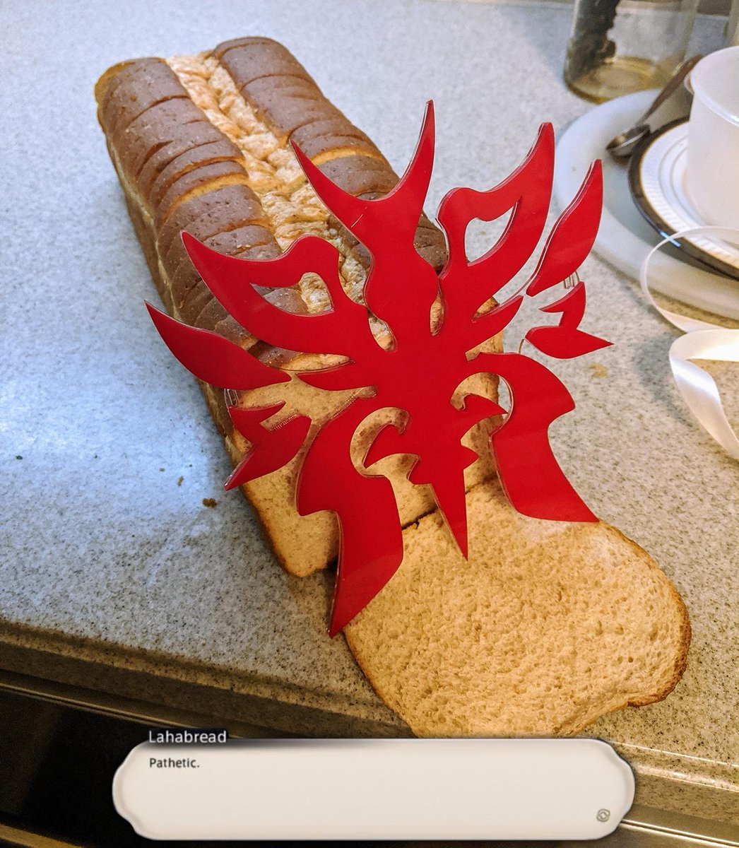 clinkorz's tweet photo. Idk it's nearly 11pm repost lahabread 🍞 https://t.co/F6HvLyuP5N