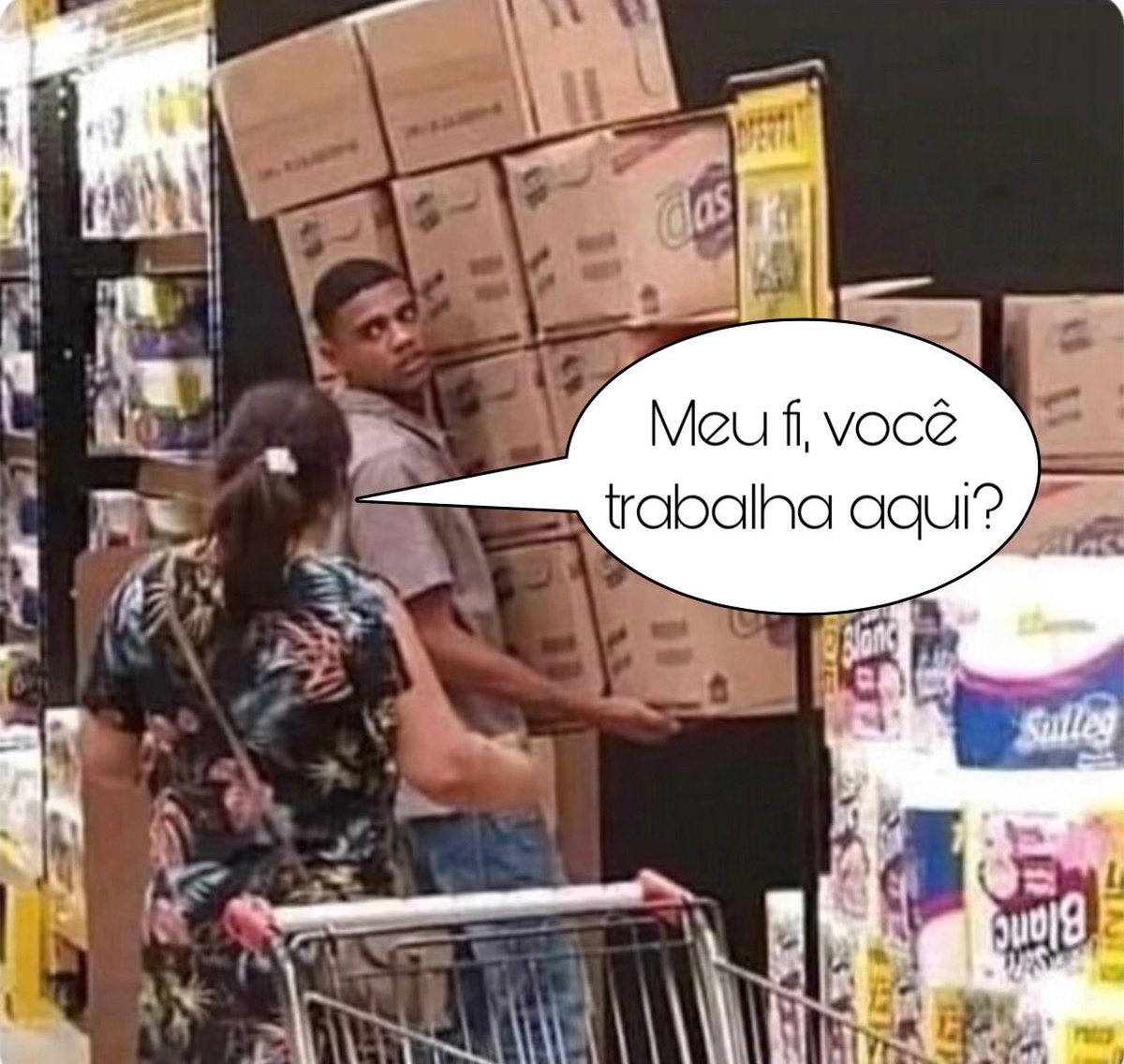 reporterinvocad's tweet photo. “Meu fi, você trabalha aqui?”

Responde aí no lugar do rapaz! 👇🏽 https://t.co/uFq7GHf51d