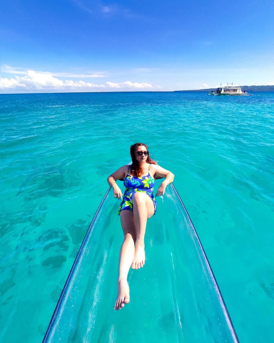 giagonzaga09's tweet photo. mandatory crystal kayak post 🌊 https://t.co/G6gbKzhldt