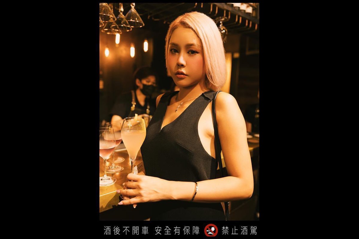 lilylu0917's tweet photo. 金門酒廠期間限定酒吧
KK Bar 金酒吧
7/13（三）-8/28（五）
13:00-22:00
華山1914文化創意產業園區

#KKBar #金酒吧
#人生的第一杯高粱酒 https://t.co/OxSY8KjryI