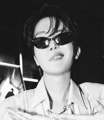 CuteBTSfiles's tweet photo. https://t.co/OjGLA84TkR
