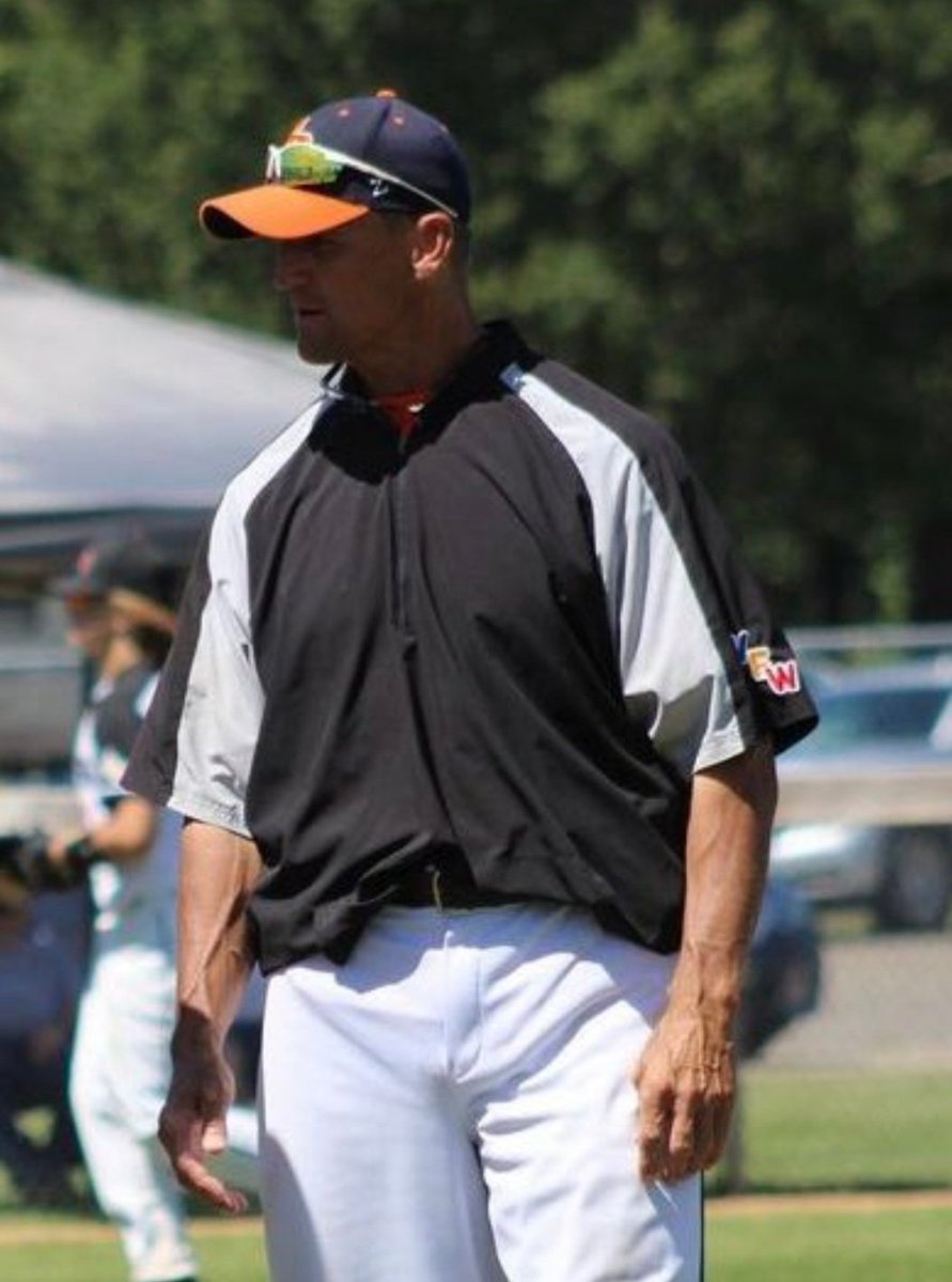 Congratulations to our own Coach Greg Tulla on being named Region 5 Assistant Coach of the Year by the National High School Baseball Coaches Association!! 
Region 5 consists of MN, IA, KS, MO, NE, ND.