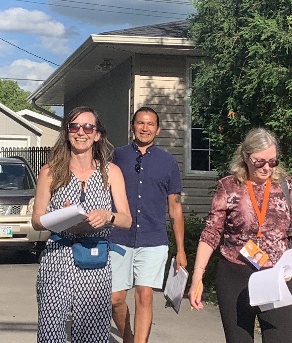 Grateful to all the great folks who opened their doors for conversations. This is how we build a government that works for you. #mbpoli #elxn2023 #ForAllOfUs