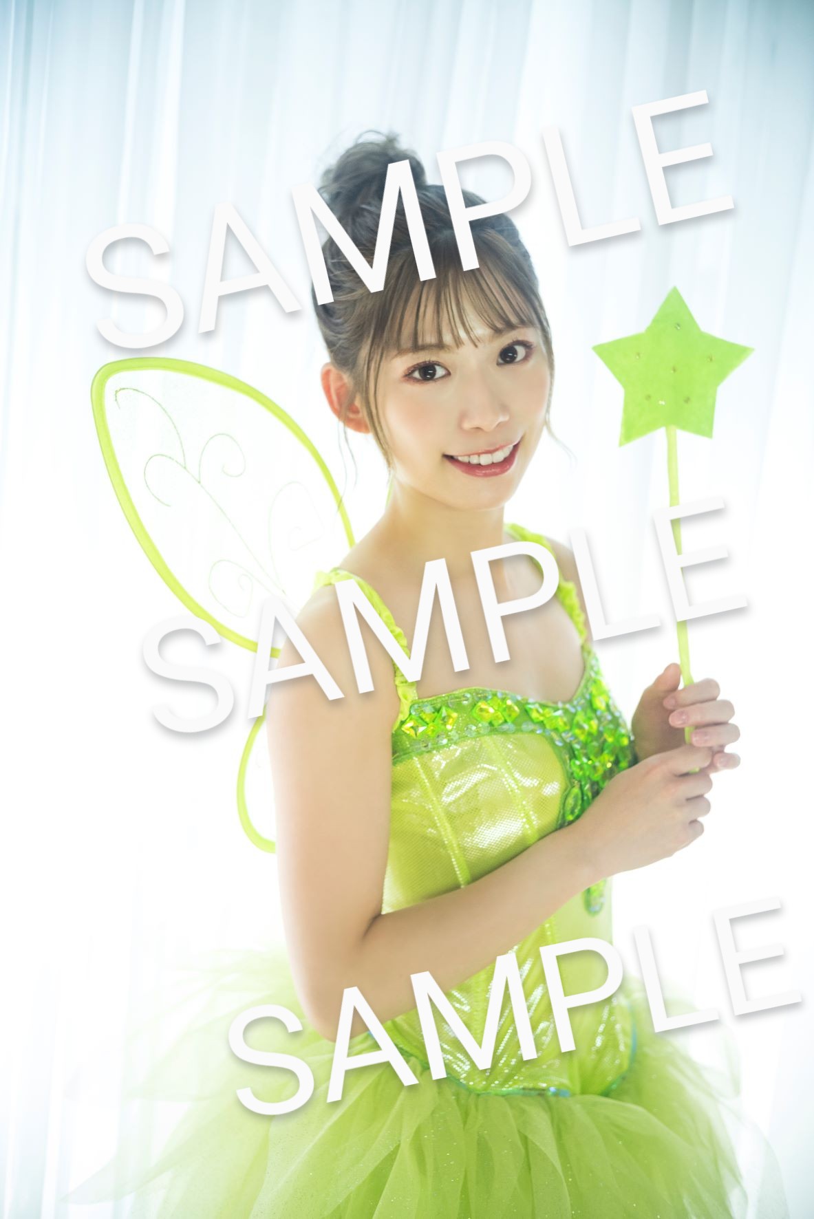 Amazon.co.jp: 日向坂46 東村芽依 1st写真集見つけた封入特典