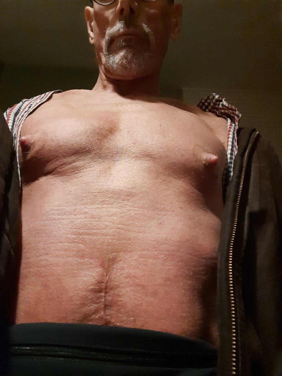 JimCustard's tweet photo. @NippleDaddies https://t.co/MyBFHS4VPJ