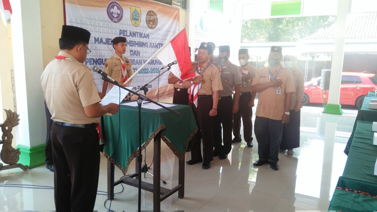 kecwarungpring's tweet photo. Pelantikan majelis pembimbing ranting (mabiran),muspika kec wrungpring di lntik sbg mabiran oleh kwarcab kab pml yaitu oleh kk sukarso dan di sertai pelantikan pengurus kwarran warungpring di pendopo kec warungpring... 21-07-2022 https://t.co/dk1yhUZ5Nu