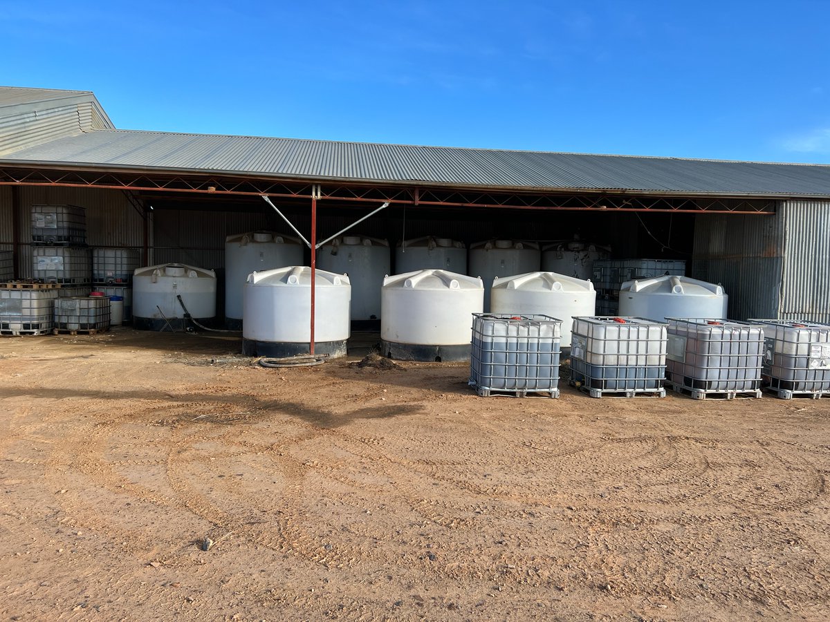LQSystems's tweet photo. Big turnout today in Marrar, NSW😎Great to catch-up with everyone! Lots of great sharing of knowledge & ideas of liquid logistics.
Thanks Brendan @takadamarrar & @VicNotill
for having us!
#LiquidSystems #liquidinject #liquidsinfurrow #rightrates #rowtorowaccuracy #targetinputs https://t.co/zIWfHAY9Qj