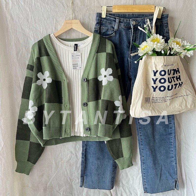 favoryinn's tweet photo. Rp. 98.900
⭐ 4.8
review: kalian yang suka koleksi cardigan apa ga tergoda sama cardigan gemes satu ini? ini bahannya premium dan tebel yaa
https://t.co/BKrVWldavD https://t.co/SsMyp3gKiL