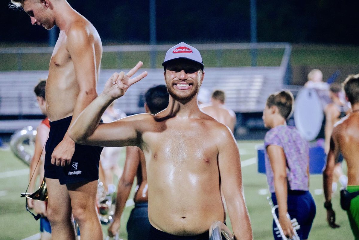 TheBlueKnights's tweet photo. #TexasIsHot, but we love it anyways ๐ Welcome to Texas Tour! https://t.co/LyojZQBGqG