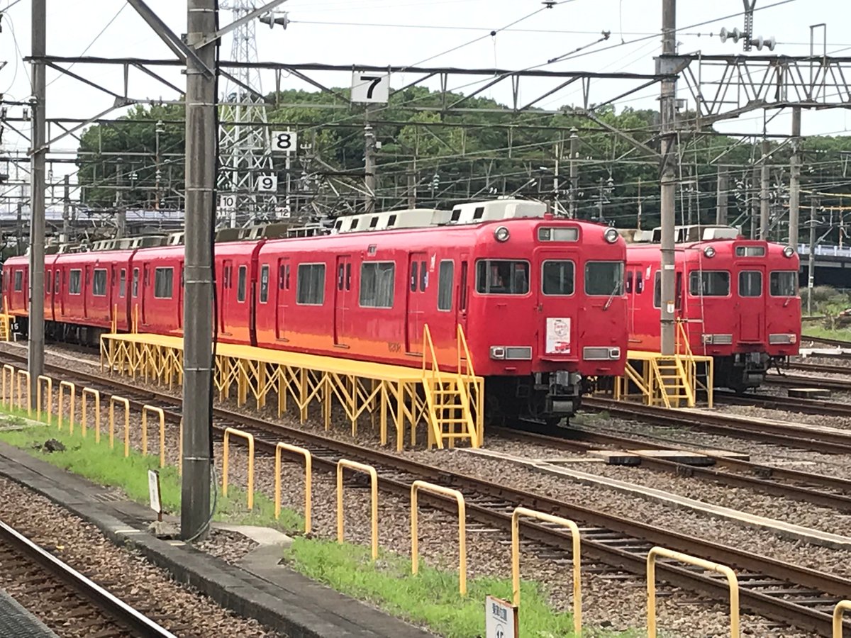 Toki36409189's tweet photo. 2022年7月21日
本線用初期車である6006fが遂に廃車回送
これまでは中期車が優先的に沙汰されていました
が、第一特別整備車も終わりを迎えることに
最後に6008fとの面会を済ませ東名古屋港へ
本当にお疲れ様でした
#名鉄 #廃車回送 #6006f https://t.co/p0szMfTqpd